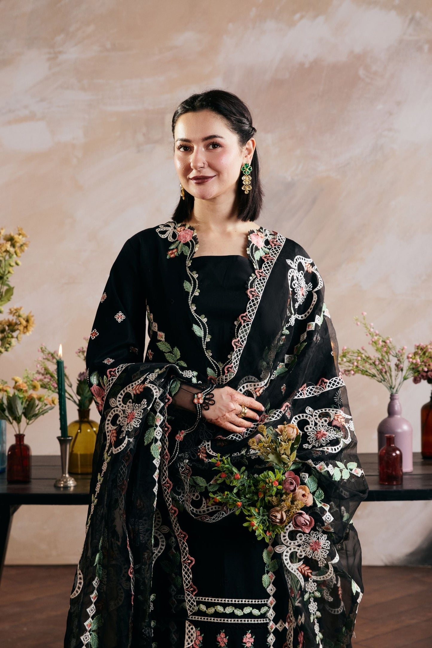 
                  
                    Gul Meena
                  
                