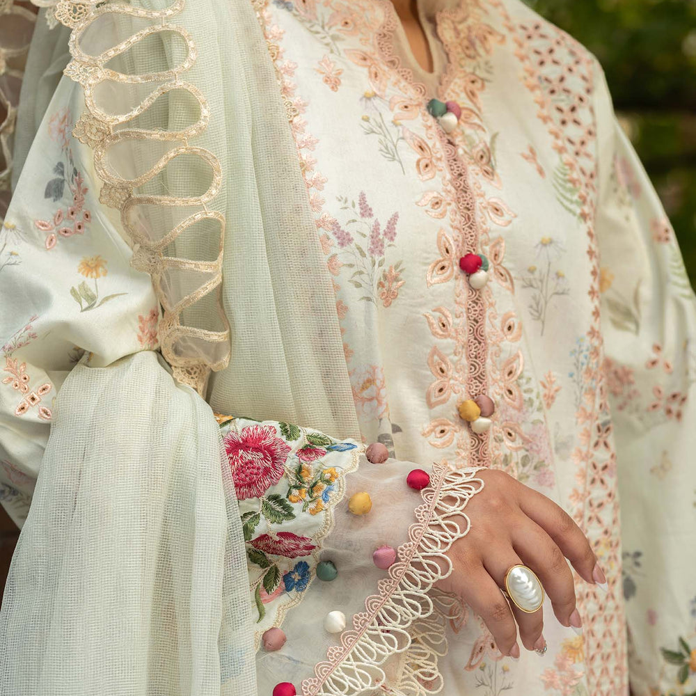 
                  
                    Batik
                  
                